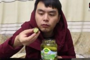 怒江小伙吃瓜网红是谁,揭秘怒江小伙吃瓜网红的爆红之路